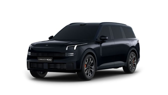 Lynk & Co 900